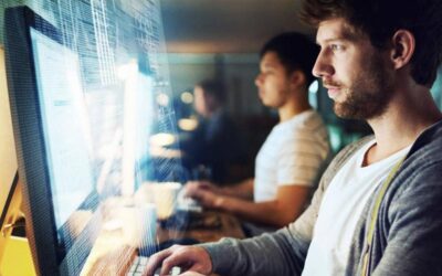 Cómo las Pequeñas y Medianas Empresas (PYMES) Pueden Competir con las Grandes Corporaciones Gracias a la Tecnología